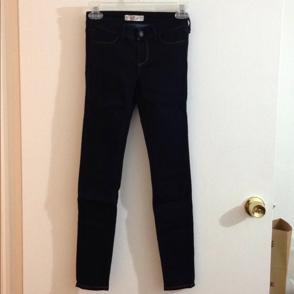 Hollister women's navy jean legging size 00S